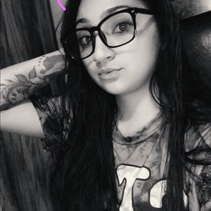 Meet your Posher, Sabrina